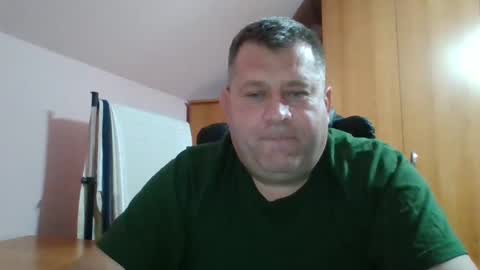 freeboy80180 online show from December 2024 04:49:01 PM