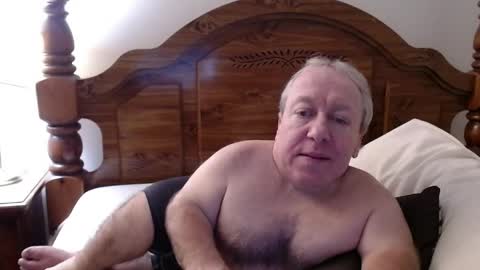 Snapshot of freemysoul4748 chatting on April 2026 04:54:01 AM Cute Lil Man online show from April 2026 04:54:01 AM