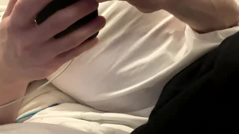 Snapshot of freeworldtoday chatting on January 2025 01:25:02 AM freeworldtoday online show from January 2025 01:25:02 AM