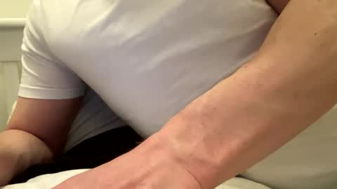 Snapshot of freeworldtoday chatting on March 2025 08:53:01 PM freeworldtoday online show from March 2025 08:53:01 PM