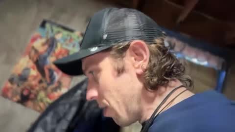 Snapshot of freeyourmind247 chatting on January 2025 08:02:01 PM freeyourmind247 online show from January 2025 08:02:01 PM