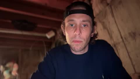 Snapshot of freeyourmind247 chatting on January 2025 05:53:01 AM freeyourmind247 online show from January 2025 05:53:01 AM