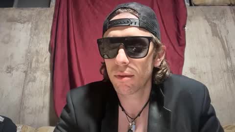 Snapshot of freeyourmind247 chatting on March 2025 10:13:02 AM freeyourmind247 online show from March 2025 10:13:02 AM