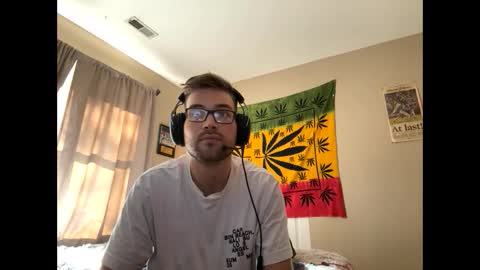 freezeskiii online show from November 2025 04:30:01 PM