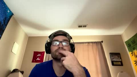 freezeskiii online show from November 2025 06:00:02 PM