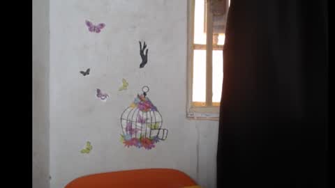 Snapshot of frekkymorelle chatting on November 2025 08:17:02 AM frekkymorelle online show from November 2025 08:17:02 AM