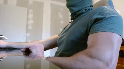 Snapshot of french_gym chatting on November 2025 03:34:02 PM french_gym online show from November 2025 03:34:02 PM