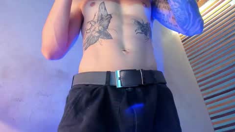 Xavier online show from February 2026 07:09:01 PM