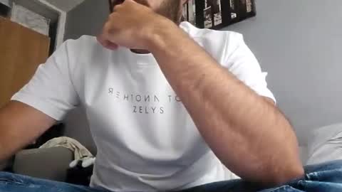 Frenchaddict75111 online show from September 2025 01:05:01 PM