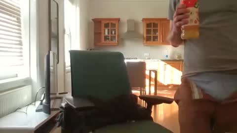 Snapshot of frenchbdmaninlondon chatting on March 2026 02:12:02 PM Horny Paul online show from March 2026 02:12:02 PM