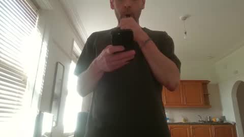 Snapshot of frenchbdmaninlondon chatting on March 2026 12:31:02 PM Horny Paul online show from March 2026 12:31:02 PM