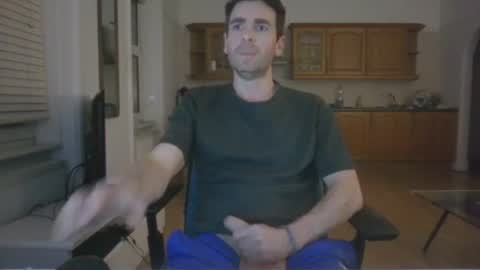 Snapshot of frenchbdmaninlondon chatting on March 2026 10:24:02 PM Horny Paul online show from March 2026 10:24:02 PM