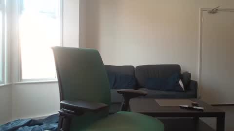 Snapshot of frenchbdmaninlondon chatting on April 2026 02:18:02 PM Horny Paul online show from April 2026 02:18:02 PM