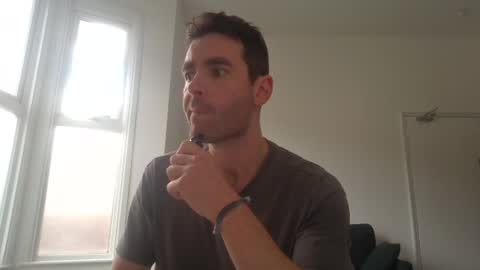 Snapshot of frenchbdmaninlondon chatting on April 2026 12:39:01 PM Horny Paul online show from April 2026 12:39:01 PM