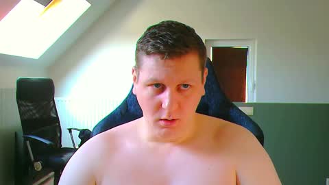 Snapshot of frenchfrieswithmayo chatting on March 2026 10:40:01 AM French fries online show from March 2026 10:40:01 AM