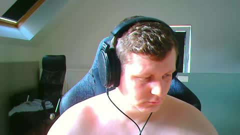 Snapshot of frenchfrieswithmayo chatting on April 2026 03:31:02 PM French fries online show from April 2026 03:31:02 PM