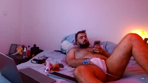 Snapshot of frenchybeardybear chatting on May 2026 01:27:01 PM frenchybeardybear online show from May 2026 01:27:01 PM