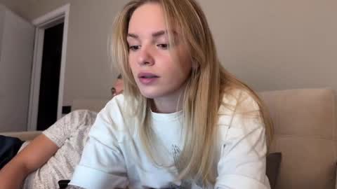 Snapshot of frenzyfoxs chatting on March 2026 07:19:01 PM Jason and Sonya online show from March 2026 07:19:01 PM