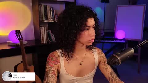 Vale online show from September 2025 01:39:01 AM