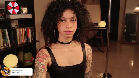 Snapshot of fresatanica chatting on April 2026 12:49:02 AM Vale online show from April 2026 12:49:02 AM