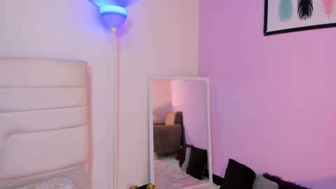 fresitalove01 online show from February 2026 03:56:02 PM