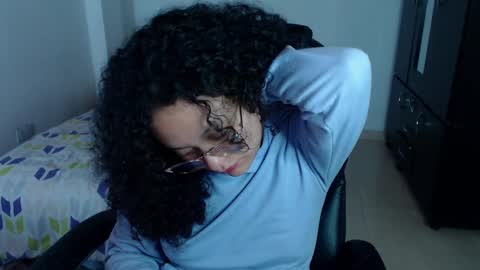 Louise  online show from January 2025 09:29:01 AM