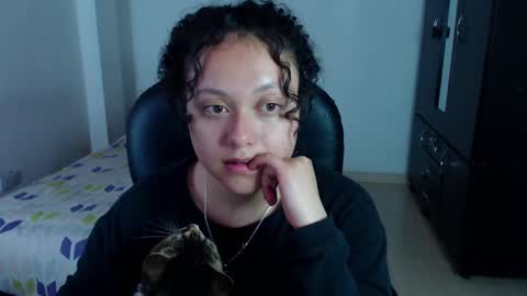 Louise  online show from February 2025 04:11:01 AM