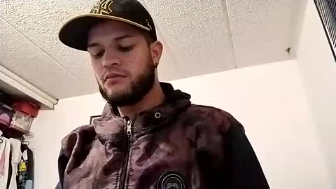 Snapshot of frey_dominik18 chatting on December 2024 03:29:02 AM Dominik online show from December 2024 03:29:02 AM