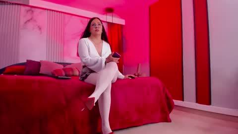 Snapshot of freya_26 chatting on November 2025 10:13:02 AM Freya online show from November 2025 10:13:02 AM