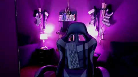     online show from December 2024 03:09:01 AM