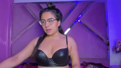 Snapshot of freya_miller_ chatting on March 2026 03:21:01 AM Freya online show from March 2026 03:21:01 AM