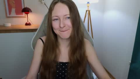 Snapshot of freya_nilsson chatting on December 2024 07:12:02 PM Freya online show from December 2024 07:12:02 PM