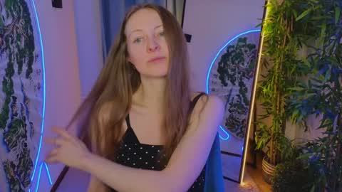 Snapshot of freya_nilsson chatting on December 2024 03:52:01 PM Freya online show from December 2024 03:52:01 PM