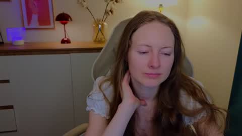 Snapshot of freya_nilsson chatting on December 2024 03:45:02 PM Freya online show from December 2024 03:45:02 PM