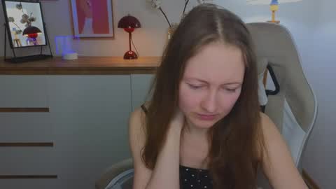 Snapshot of freya_nilsson chatting on December 2024 04:00:01 PM Freya online show from December 2024 04:00:01 PM