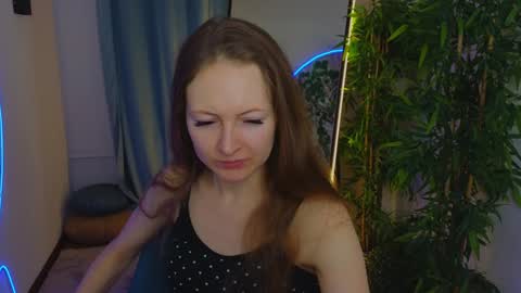 Snapshot of freya_nilsson chatting on December 2024 03:31:02 PM Freya online show from December 2024 03:31:02 PM