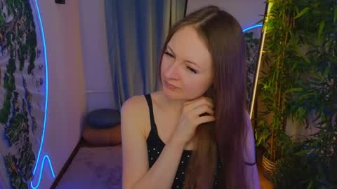 Snapshot of freya_nilsson chatting on December 2024 04:06:01 PM Freya online show from December 2024 04:06:01 PM