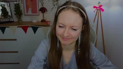 Snapshot of freya_nilsson chatting on December 2024 12:42:01 PM Freya online show from December 2024 12:42:01 PM