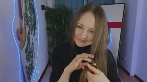 Snapshot of freya_nilsson chatting on January 2025 09:36:02 AM Freya online show from January 2025 09:36:02 AM