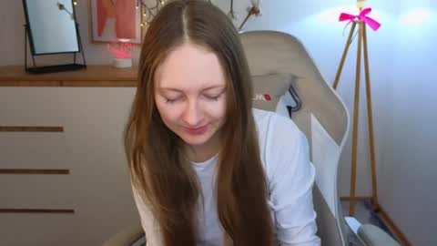Snapshot of freya_nilsson chatting on January 2025 09:12:01 AM Freya online show from January 2025 09:12:01 AM