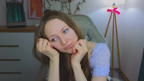 Snapshot of freya_nilsson chatting on February 2025 12:44:01 PM Freya online show from February 2025 12:44:01 PM