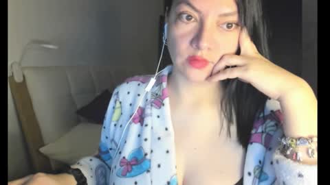 Snapshot of freya_shaik_ chatting on March 2026 05:44:01 AM freya_shaik_ online show from March 2026 05:44:01 AM