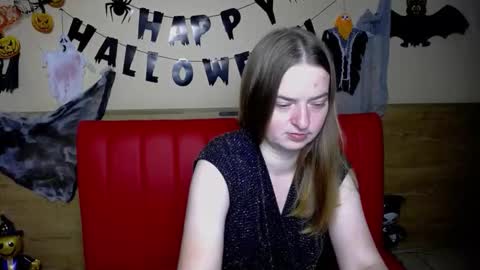 Snapshot of freyadak chatting on November 2025 12:07:02 PM FreyaDak online show from November 2025 12:07:02 PM