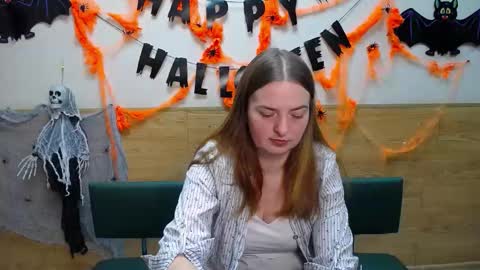 Snapshot of freyadak chatting on November 2025 06:31:02 PM FreyaDak online show from November 2025 06:31:02 PM