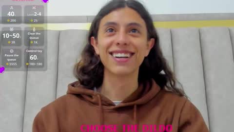 FREYA online show from November 2025 07:18:02 PM