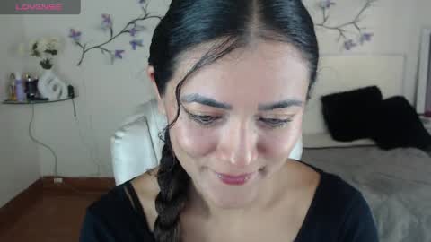 Snapshot of freyarouge chatting on April 2026 02:25:01 PM freyarouge online show from April 2026 02:25:01 PM