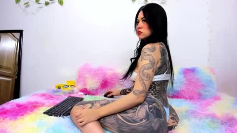 Snapshot of freyja_rouse chatting on September 2025 12:21:02 AM Freyja Rouse online show from September 2025 12:21:02 AM