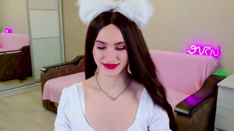 Frida online show from January 2025 06:02:02 AM