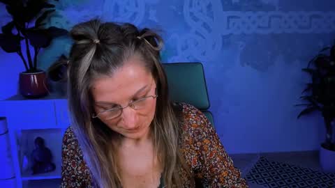 Frida Tander online show from January 2025 03:08:02 PM