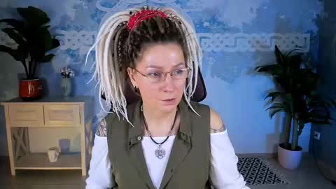 Frida Tander online show from January 2026 05:11:01 AM